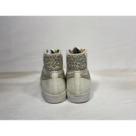 Nike Blazer Mid '77 SE Lemon Leopard Sail Twist Women's Size 6.5 DH9633-100 - Picture 4 of 9